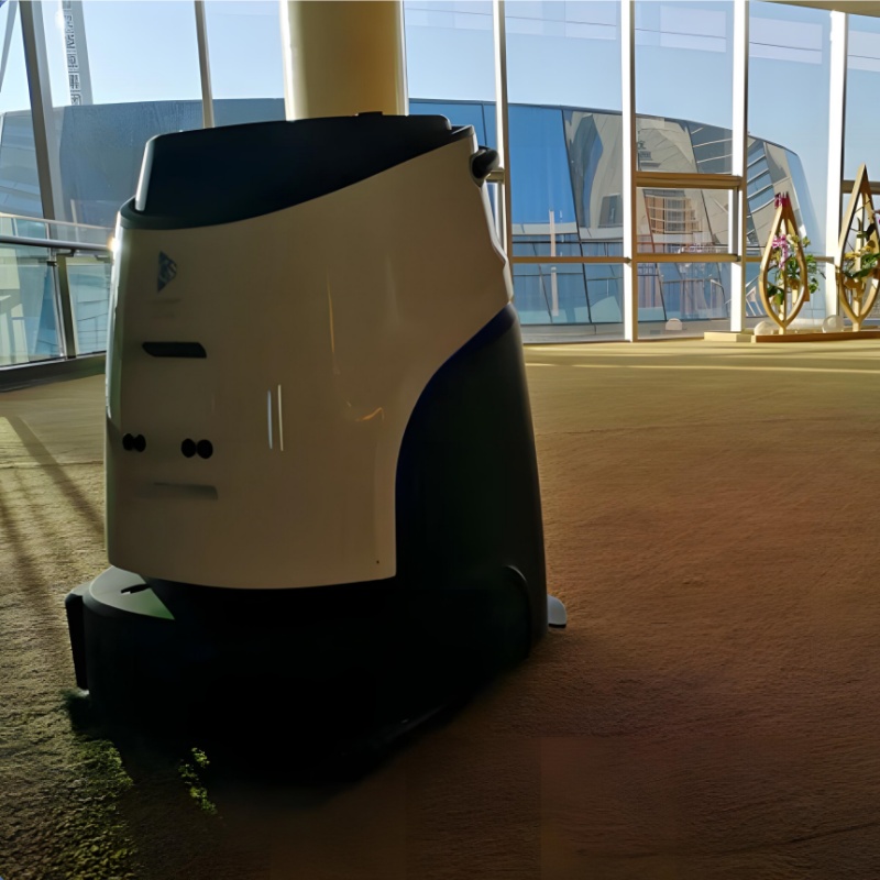Multifunctional commercial cleaning robot